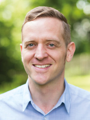 Portraitfoto von Dr. Florian Wetzel