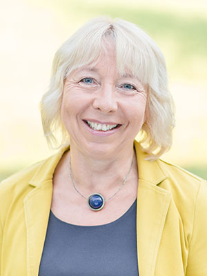 Evelin-Koestler_300x400 Evelin-Koestler_300x400
