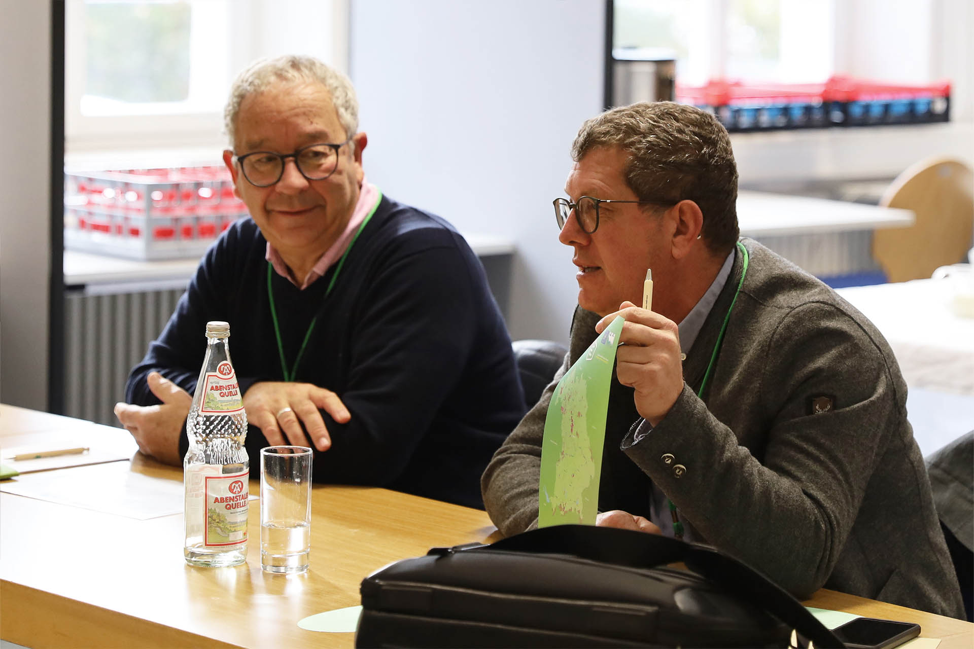 Dieter Pasch, Direktor der Bayerischen Akademie für Naturschutz und Landschaftspflege und Stefan Köhler vom Bayerischen Bauernverband bei dem Produkte-Workshop.